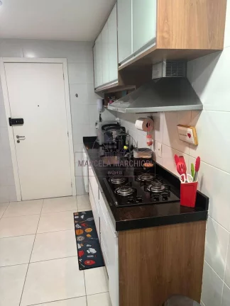 Imagem Descubra o Luxo de um Apartamento de 3 Quartos em um Condomínio Clube: Seu