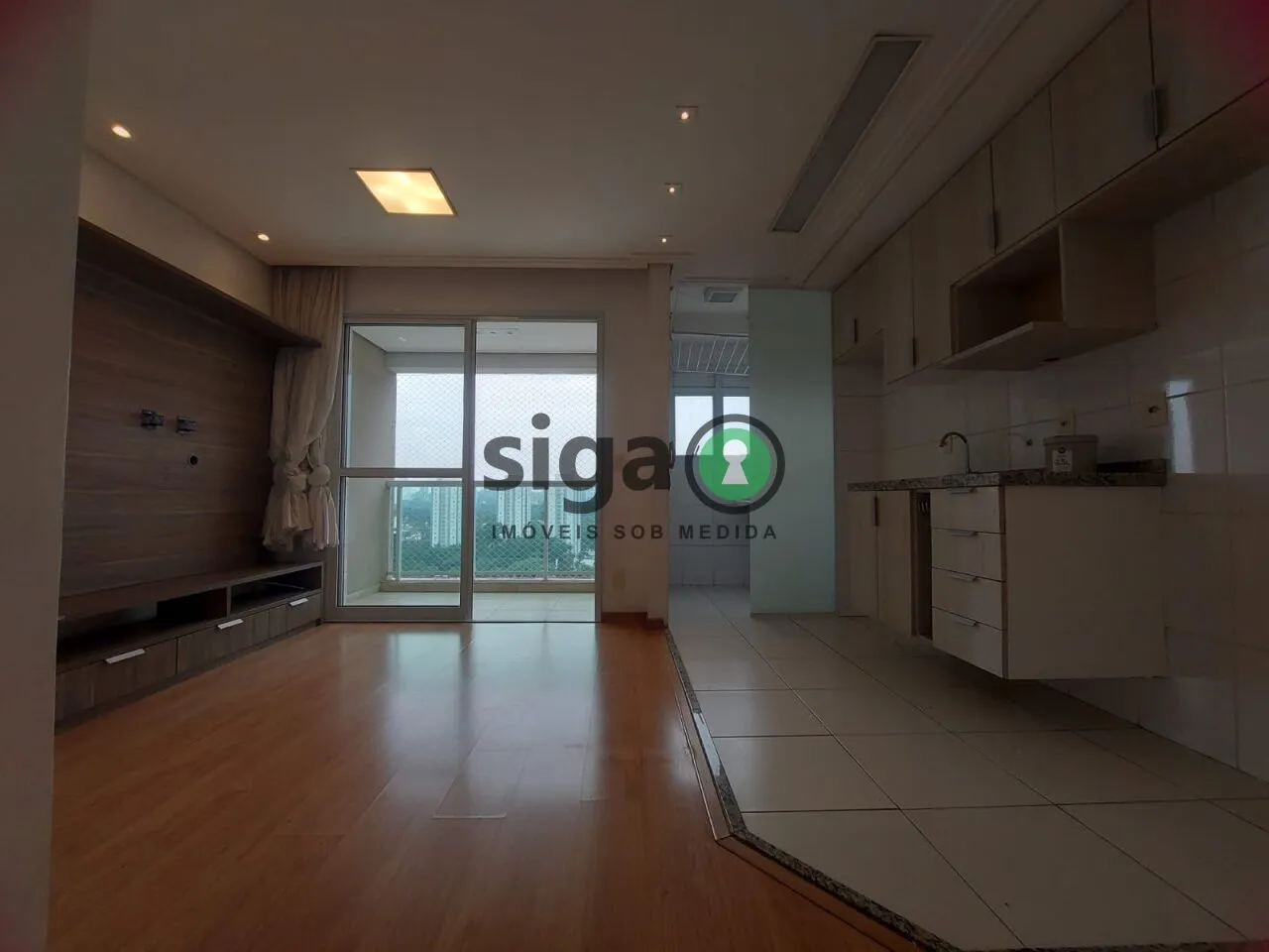 Imagem Apartamento para alugar com 01 dormitório e vaga- Square 2