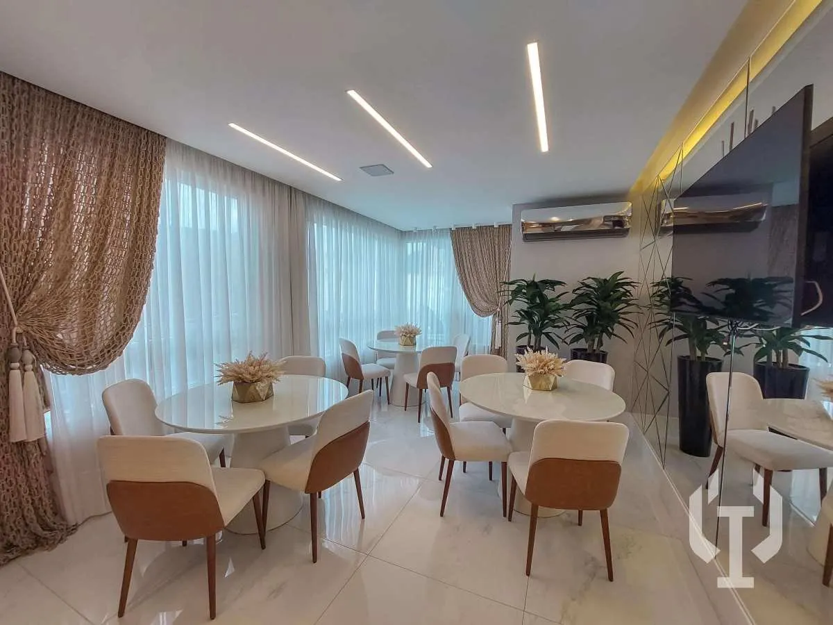Imagem Apartamento de dois dormitórios com vista para o mar no Centro de Itapema