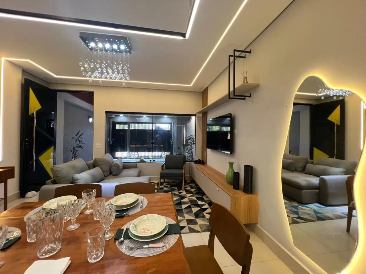 Imagem Casa com 3 Quartos à Venda, 115 metros em Caiçara - Praia Grande