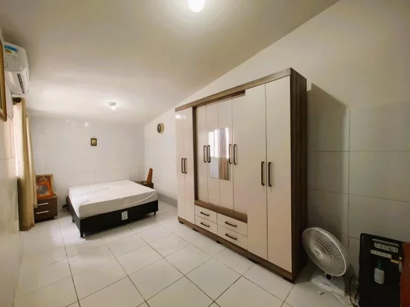 Imagem Casa para Venda em Recife, San Martin, 3 dormitórios, 2 banheiros, 2 vagas