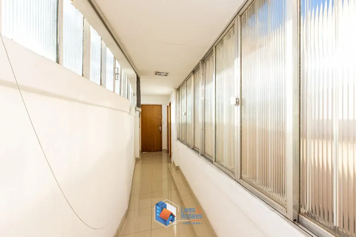 Imagem Conjunto comercial para venda em Centro, 353m²