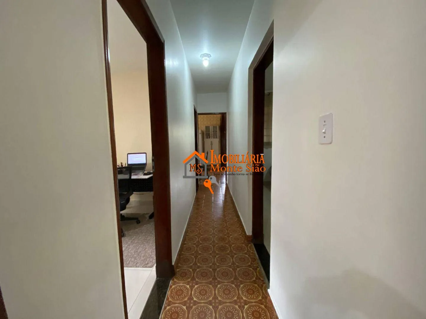 Imagem Casa com 3 dormitórios à venda, 180 m² por R$ 500.000,00 - Cidade Soberana - Guarulhos/SP