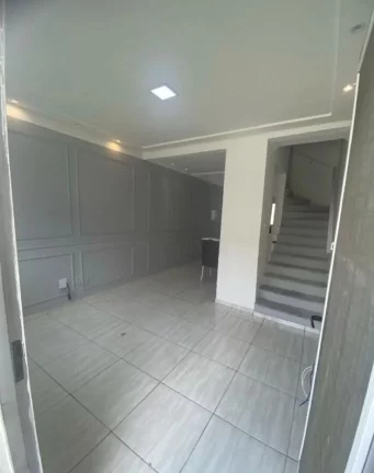 Foto do imóvel Sobrado com 2 dormitórios, 80 m² - venda por R$ 425.000,00 ou aluguel por R$ 4.029,00/mês - Jardim Limoeiro - São José dos Campos/SP