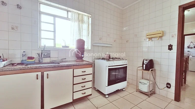 Imagem Casa a venda no Parque Alto Taquaral em Campinas!

Casa localizada no Bolsão de segurança do Alto ...