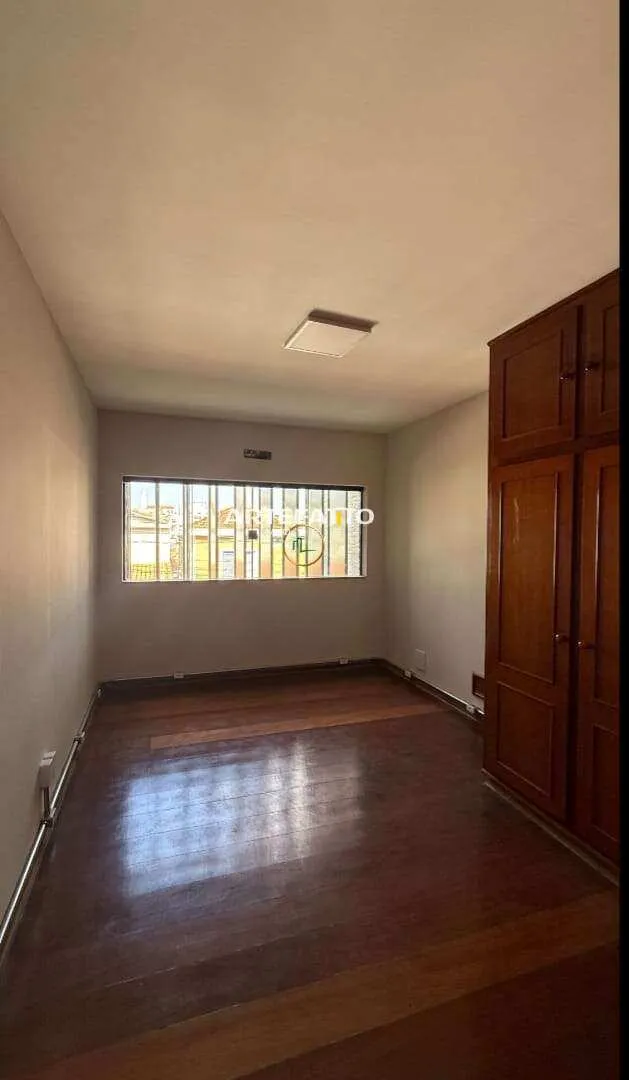 Imagem Casa para alugar em Franca, Estação, com 12 quartos, 298m2