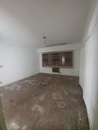 Imagem Casa para venda no bairro Três Figueiras em Porto Alegre