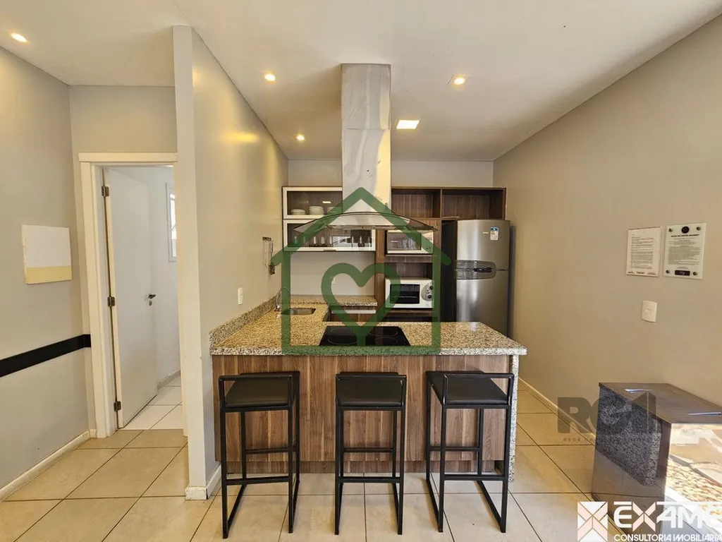 Imagem Oportunidade!!
Apartamento 2 dormitórios, semimobiliado, com vaga, elevador e infra. Piso laminado,...