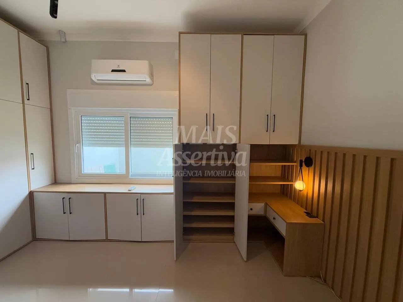 Imagem Excelente casa geminada à venda no Balneário Noiva do Mar em Xangri-Lá - Semi Mobiliada