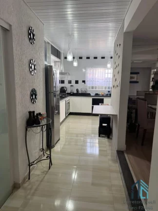 Imagem Casa a venda em condomínio 03 quartos c/suíte, 03 vagas Bairro Guarujá em Colombo -PR