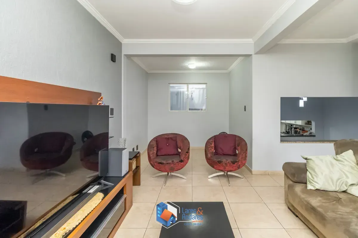 Imagem Sobrado para venda em Casa verde com 3 quartos, sendo 1 suíte, 250m²