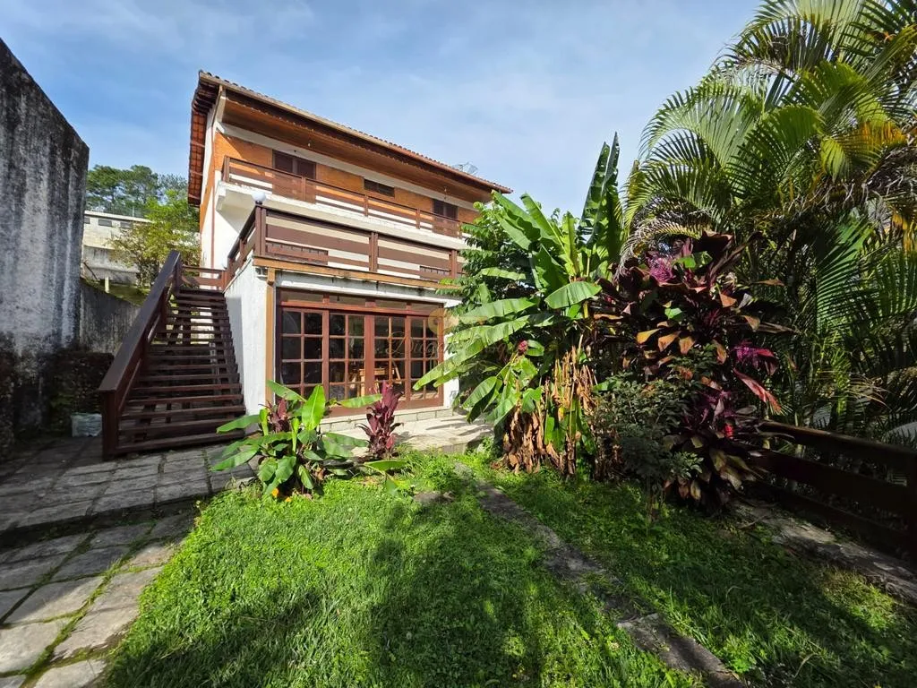 Imagem Casa em Condomínio para Venda em Teresópolis / RJ no bairro Carlos Guinle