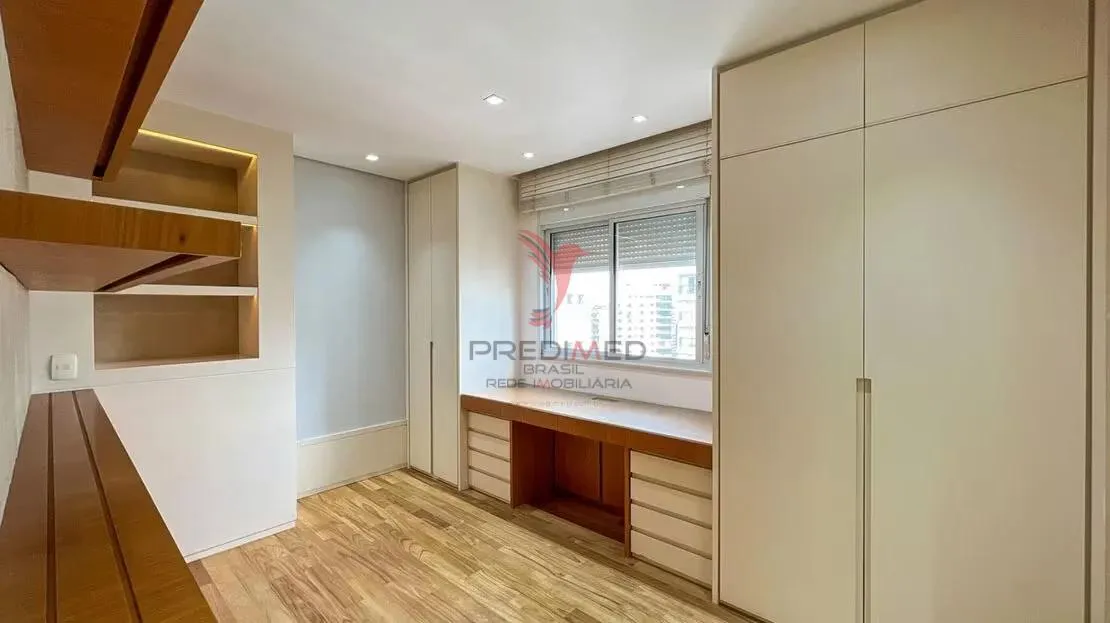 Imagem VENDO, ALUGO, NO CAMPO BELO ESTE BELÍSSIMO APARTAMENTO! ANDAR ALTO, 288M2, ACEITA PET