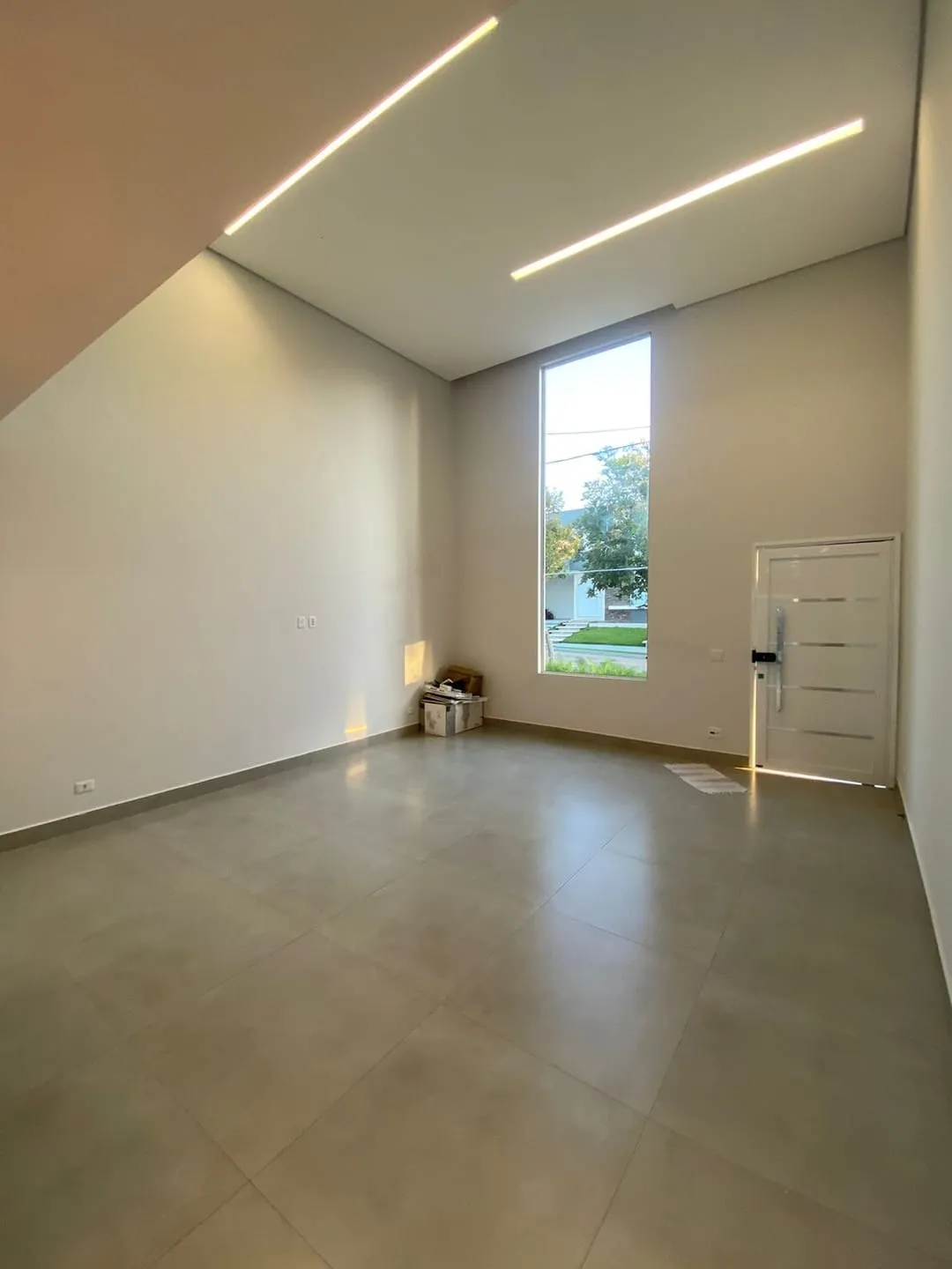 Imagem Casa à venda 3 Quartos, 1 Suite, 4 Vagas, 300M², Bairro do Grama, Caçapava - SP | Condomínio Terras do Vale