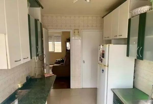 Imagem Apartamento no Petrópolis de 2 dormitórios e 2 vagas DESOCUPADO