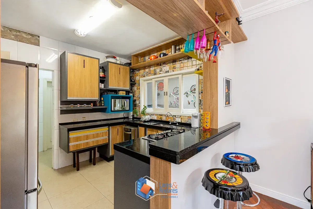 Imagem Casa no condomínio CONDOMINIO SAINT GERMAIN para venda com 4 quartos, sendo 4 suítes, 247m²