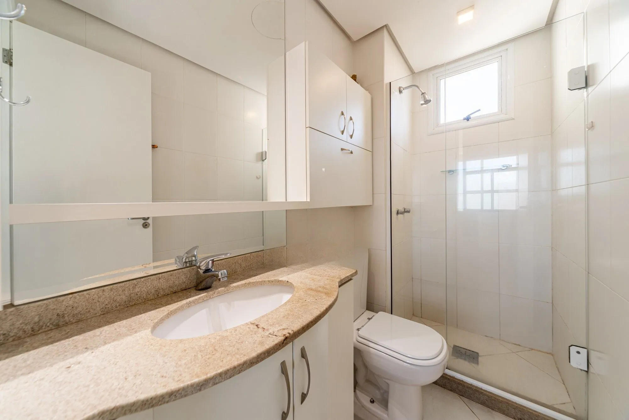 Imagem Vende-se apartamento com 1 quarto e 1 vaga - Mont'Serrat