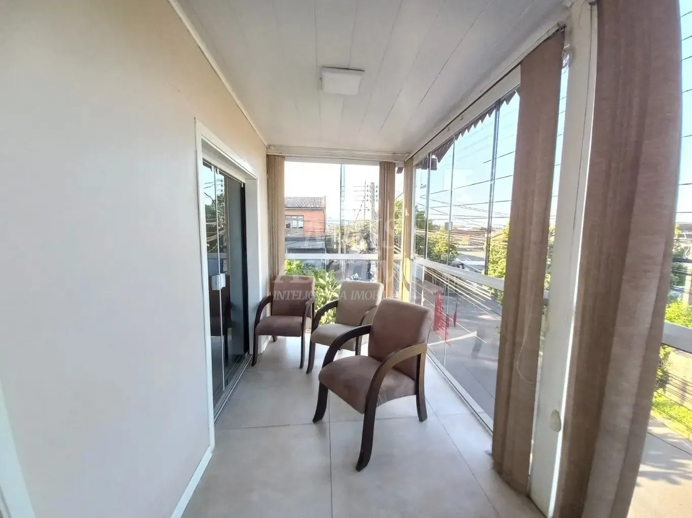 Imagem Excelente sobrado com sala comercial para locação em Canudos, Novo Hamburgo/RS