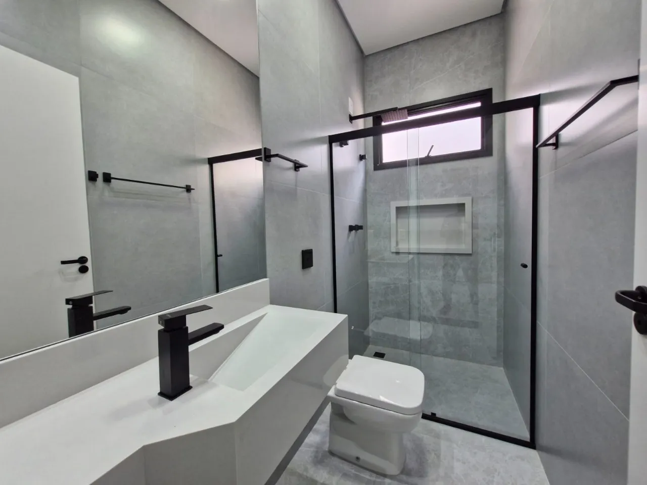 Imagem Casa em Condomínio Helena Maria 3 Suítes à venda em Sorocaba-SP,