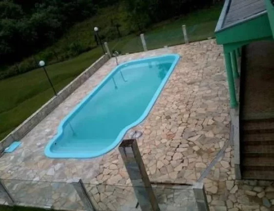 Imagem Descubra o Encanto Rural: Chácara dos Sonhos em Cruz do Cedro, Quadra/SP Seu Refúgio Perfeito na Natureza por Apenas R$ 650 Mil