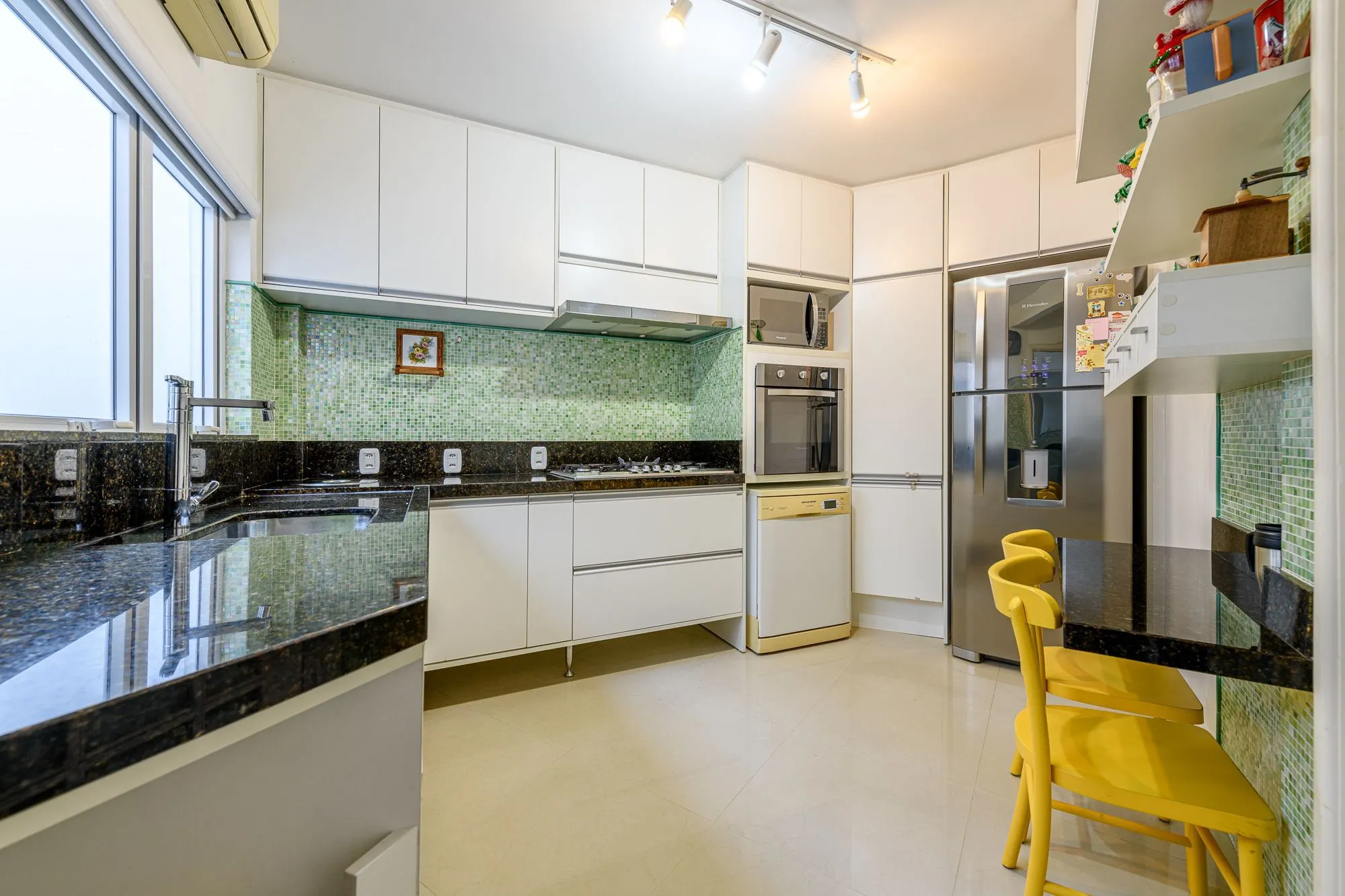 Imagem Apartamento com cobertura a venda no bairro Petrópolis