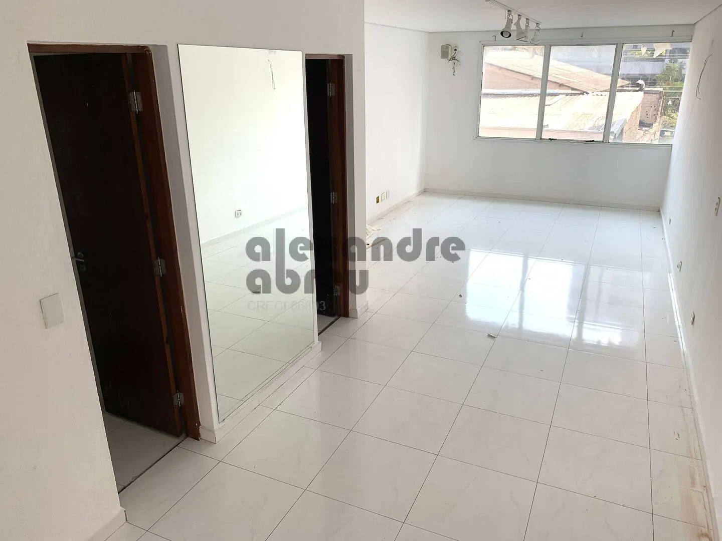 Imagem Loja para locação com 230m² próximo ao Portal do Morumbi