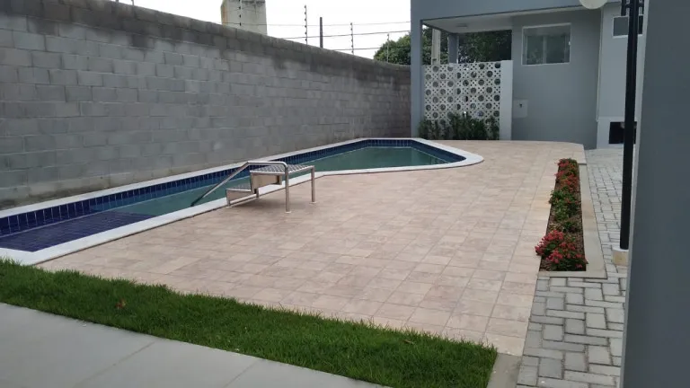 Imagem Casa de Condomínio com 2 Quartos à Venda, 77 m² em Nova Parnamirim - Parnamirim