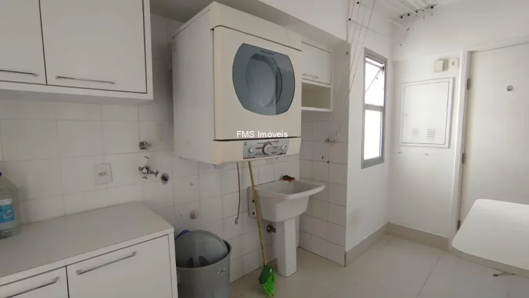 Imagem Oportunidade Imperdível: Apartamento à Venda em São Paulo - SP, 2 Quartos, 2 Suítes, 1 Sala, 3 Banheiros, 2 Vagas, 163m².