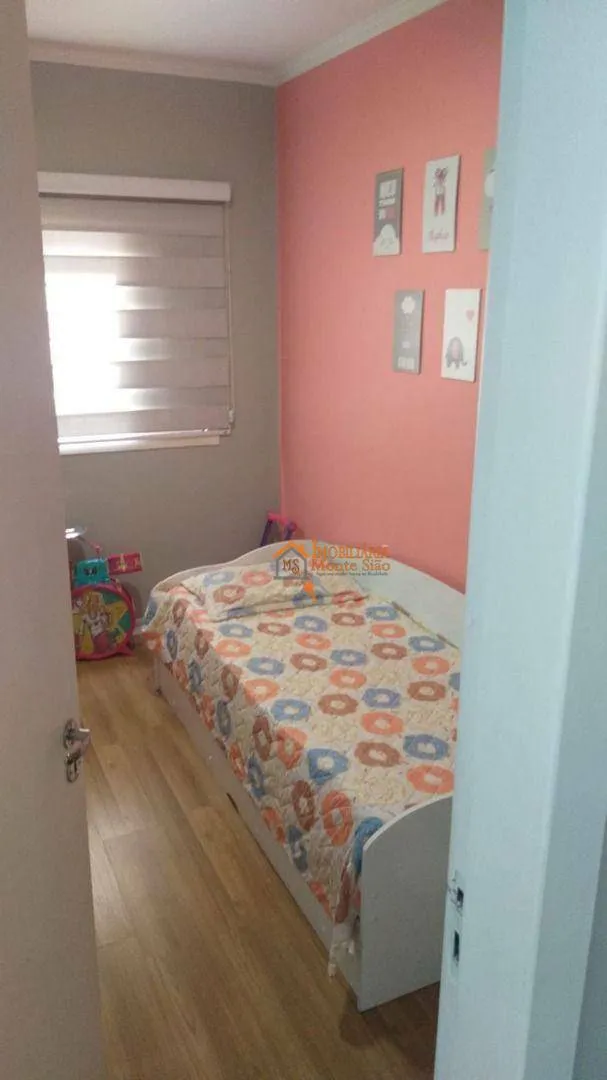 Imagem Casa com 3 dormitórios à venda por R$ 750.000,00 - Vila Rio de Janeiro - Guarulhos/SP