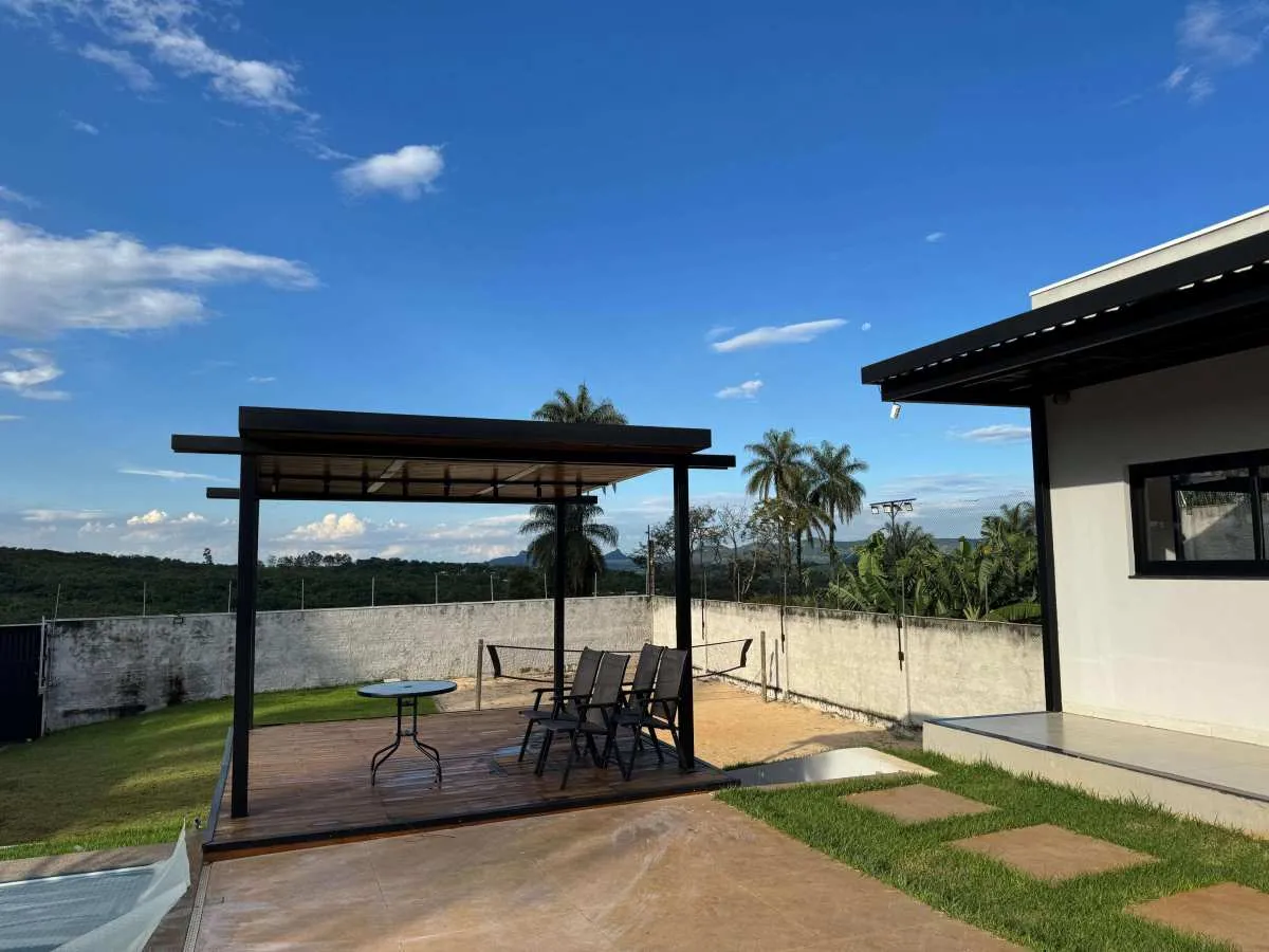 Imagem Fazenda à venda em Franca, Parque dos Ipês, com 5 quartos, 400m2