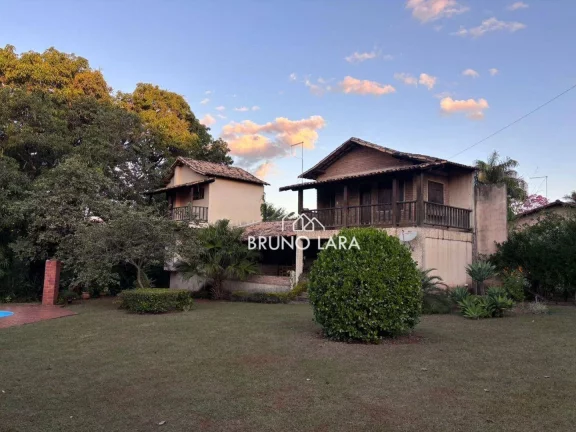 Imagem Casa com 3 dormitórios à venda, 150 m² por R$ 695.000,00 - Condomínio Fazenda Solar - Igarapé/MG