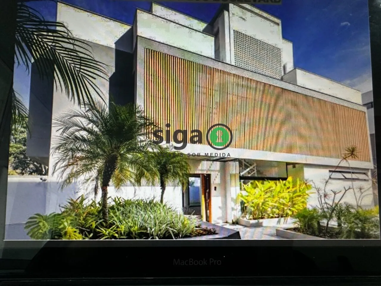 Foto do imóvel Casa Cinematográfica à Venda - Condomínio Eco Boulevard - Alto da Boa Vista