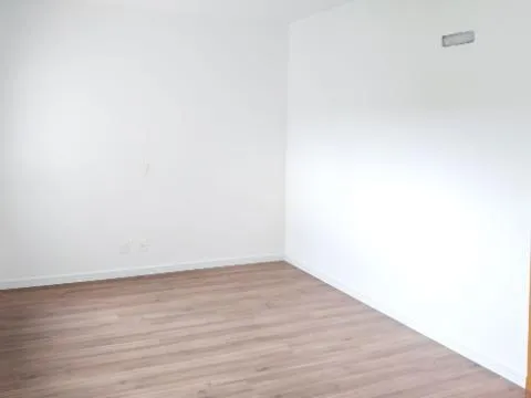 Imagem VENDA DE APARTAMENTO NO CONDOMÍNIO HORIZONTES, EM ARUJÁ/SP, 193m² com 03 suítes, suíte master, sala ampla com varanda gourmet e 04 vagas. CONSULTE-NOS
