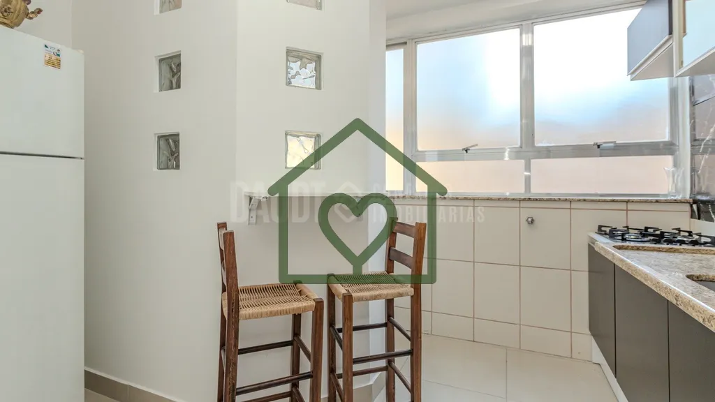 Imagem Apartamento de 1 dormitório com excelente distribuição: living, cozinha e área de serviço separ...