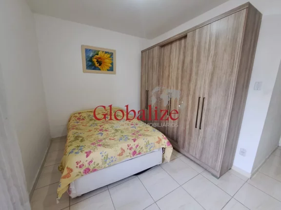 Imagem Apartamento à venda com 66m², 2 quartos, 1 banheiro por R$350.000,00 no Embaré em Santos