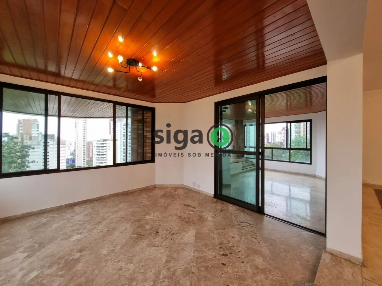 Imagem VENDE no Morumbi (Vila Suzana) Apartamento com 4 suítes, 4 Vagas + Depósito