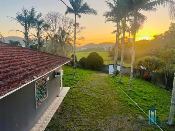 Imagem Casa para Venda em Balneário Camboriú, São Judas Tadeu, 3 dormitórios, 1 suíte, 2 banheiros, 2 vagas