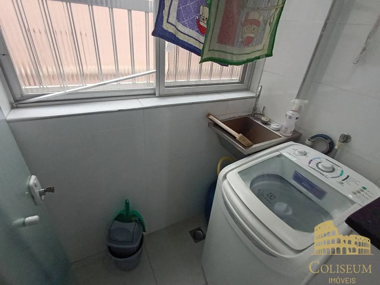 Imagem Apartamento com 1 dormitório para alugar, 32 m² por R$ 2.300,00/mês - Boqueirão - Praia Grande/SP