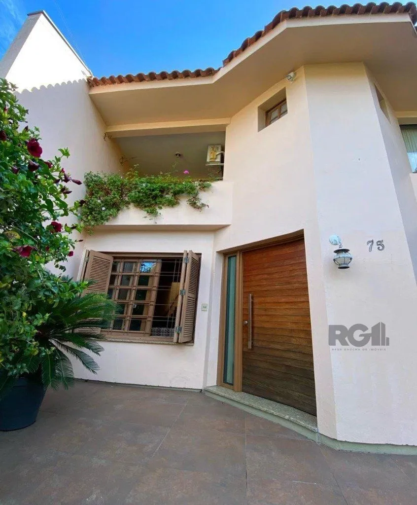 Imagem CASA - 4 dorms. - 3 vagas - 254,79 m² - SANTA TEREZA