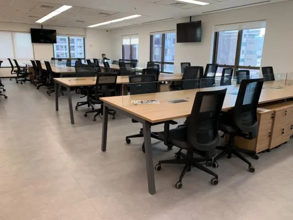 Imagem Conjunto Comercial para locação de 335m² no Itaim Bibi mobiliado