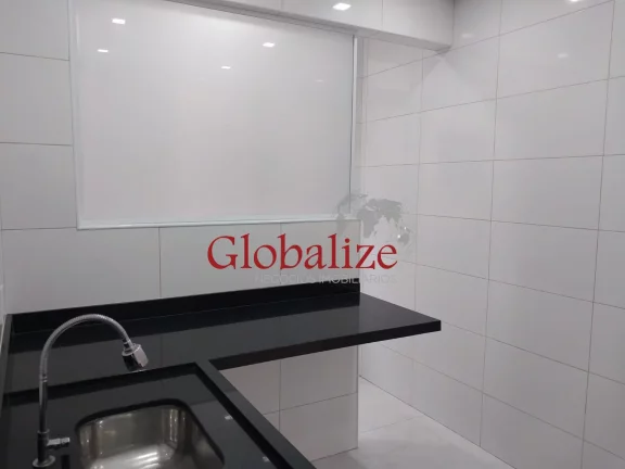 Imagem Apartamento à venda no Embaré, Santos-SP: 2 quartos, 1 sala, 1 banheiro, 1 vaga de garagem. Moderno e reformado! R$ 420.000
