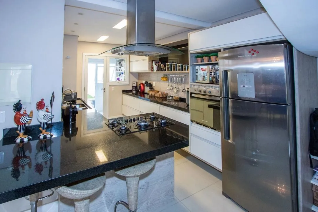 Imagem Casa para Venda - 147.3m², 3 dormitórios, sendo 1 suites, 3 vagas - Guarujá