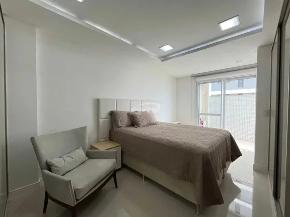 Imagem Apartamento vista mar com 3 dormitórios 2 suítes e 2 vagas em Piçarras SC