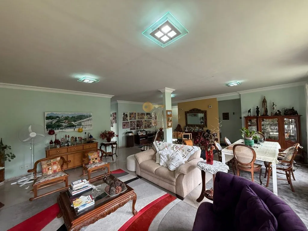 Imagem Casa para Venda em Teresópolis / RJ no bairro Araras