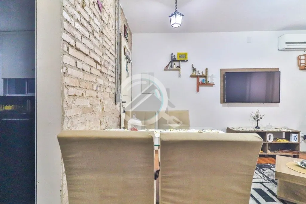 Imagem Apartamento com duas suítes e lavabo, cozinha montada com moves planejados de alto padrão, vaga de...