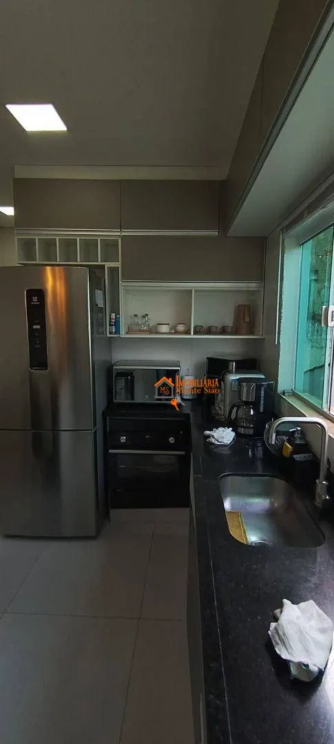 Imagem Sobrado com 5 dormitórios à venda, 200 m² por R$ 950.000,00 - Jardim Cumbica - Guarulhos/SP
