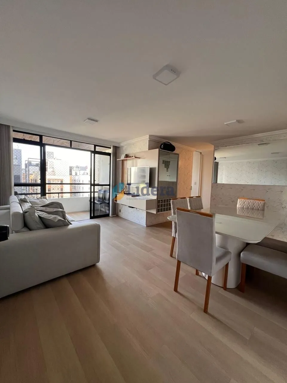 Imagem Apto Alto Padrão - 115M² - 3 quartos + DCE - 2 vagas de garagem - em Intermares, Cabedelo/PB