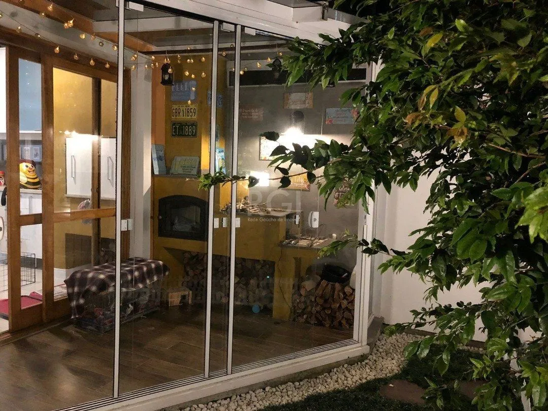 Imagem Casa Condominio para Venda - 220.89m², 3 dormitórios, sendo 1 suites, 2 vagas - Tristeza