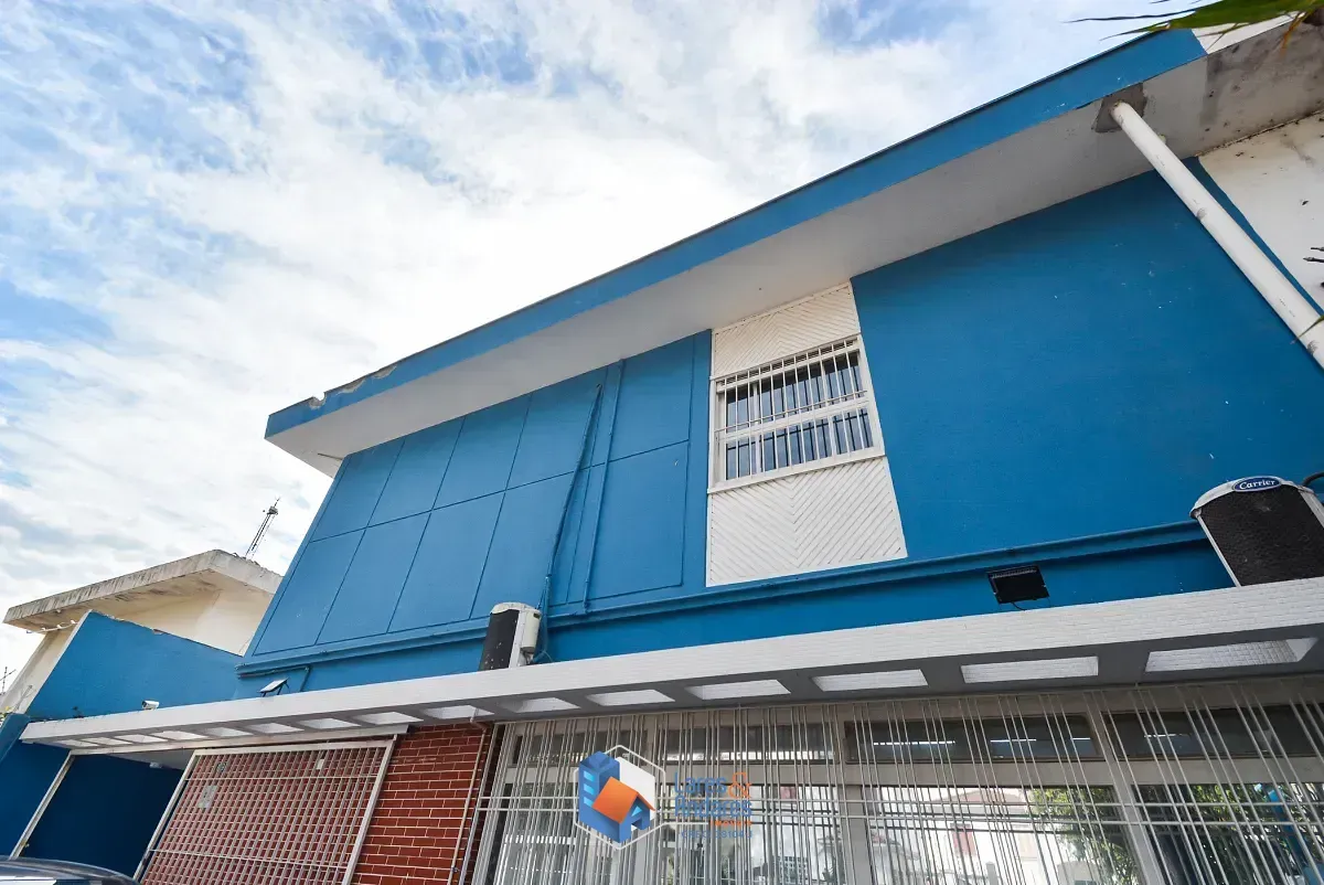 Imagem Casa para venda em Butantã com 3 quartos, sendo 1 suíte, 288m²