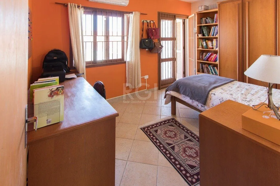 Imagem Casa para Venda - 211m², 3 dormitórios, 3 vagas - Vila Nova